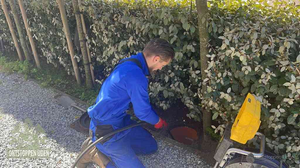 Signalen rioolverstopping herkennen in Uden