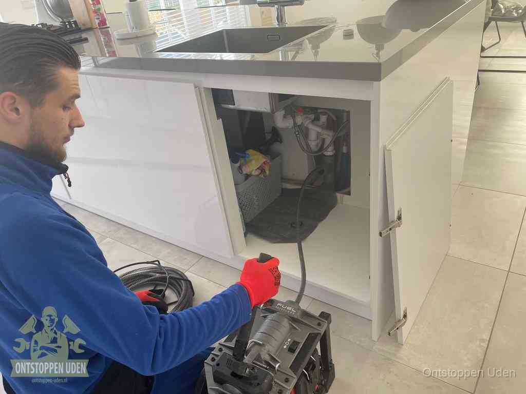 Verstopping per afvoer type in Uden
